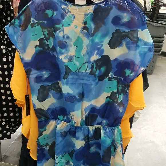 BCBG MAXAZRIA Chiffon Dress Swimsuit Cover up Butterflies Watercolor Paint Print - Picture 6 of 9